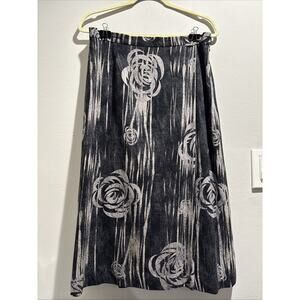Geiger Rose & Stripes Print Austrian Wool Long Wrapped Skirt Size 42 Black Gray